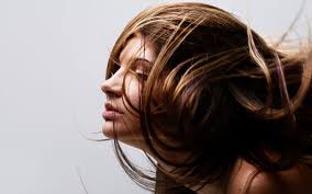 روش های جلوگیری از چرب شدن موها